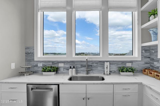 825 S Topsail Drive, Surf City, NC 28445