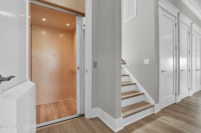 825 S Topsail Drive, Surf City, NC 28445