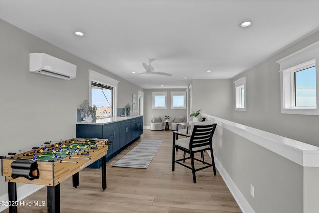 825 S Topsail Drive, Surf City, NC 28445