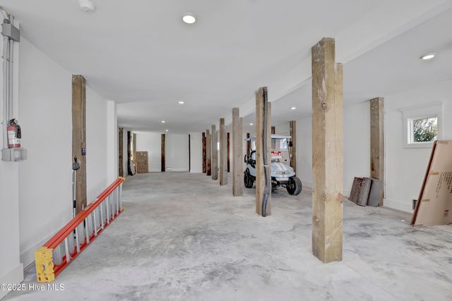 825 S Topsail Drive, Surf City, NC 28445