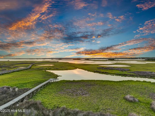 825 S Topsail Drive, Surf City, NC 28445