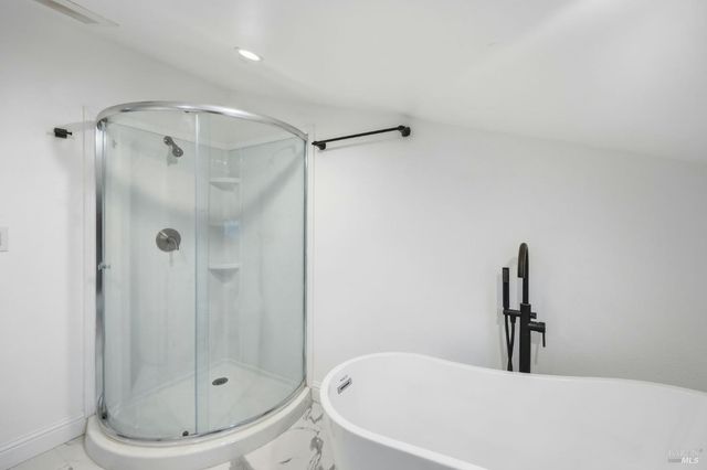 203 Cockrobin Ave, Windsor, CA 95492