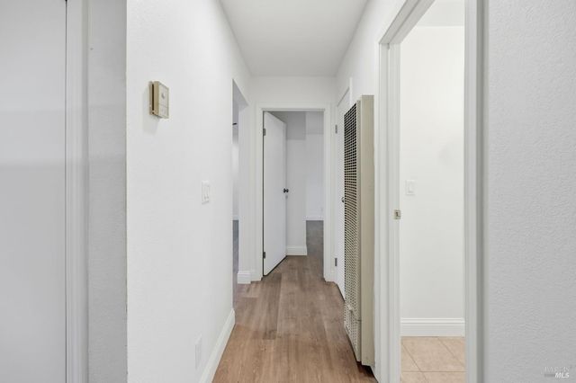 203 Cockrobin Ave, Windsor, CA 95492