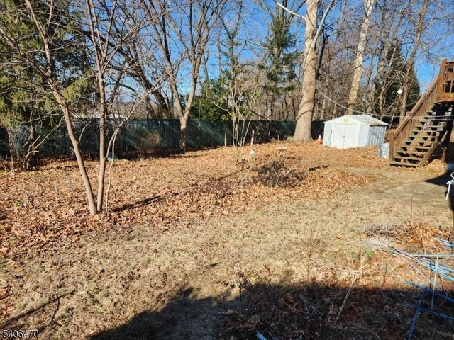 211 Denver Rd, Paramus Boro, NJ 07652