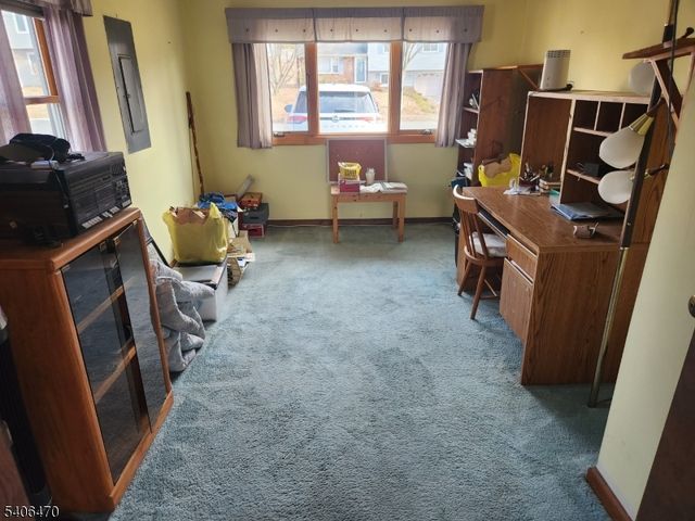 211 Denver Rd, Paramus Boro, NJ 07652