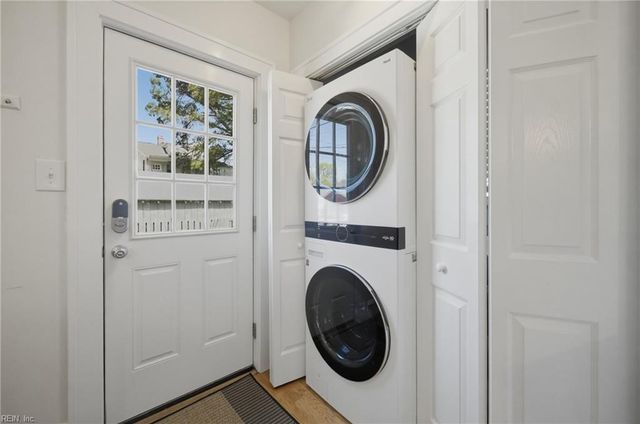 213 E Cummings AVE, Hampton, VA 23663