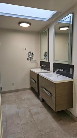 375 W I Street, Encinitas, CA 92024