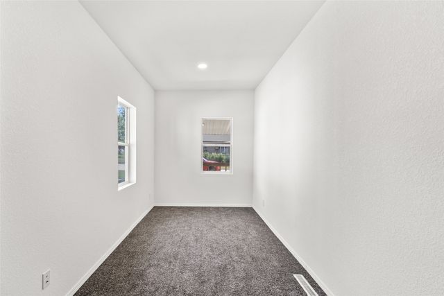104 E 15th Street, Des Moines, IA 50316