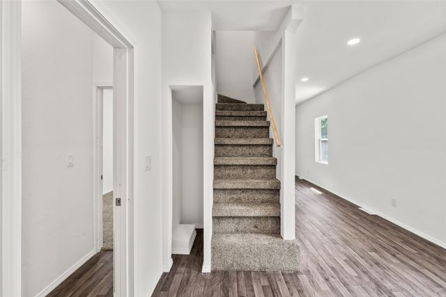 104 E 15th Street, Des Moines, IA 50316