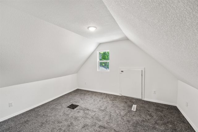 104 E 15th Street, Des Moines, IA 50316