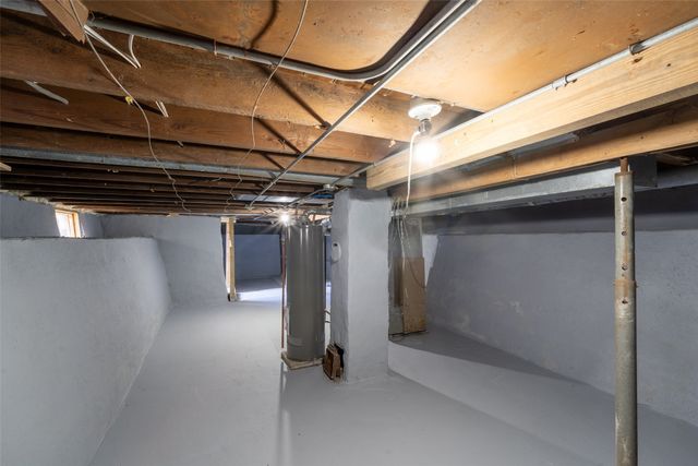 104 E 15th Street, Des Moines, IA 50316