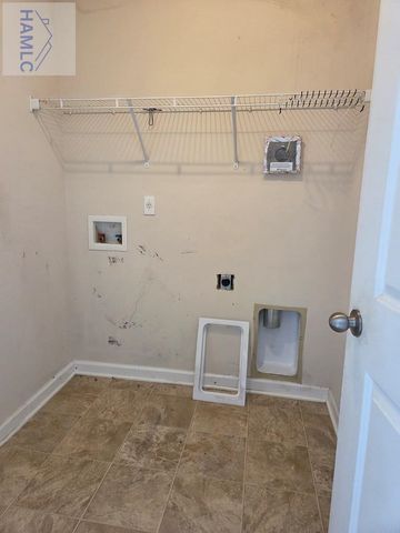 203 Bender Street, Hinesville, GA 31313
