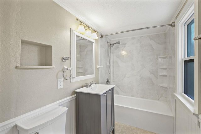 1957 Heath Avenue, Madison, WI 53704