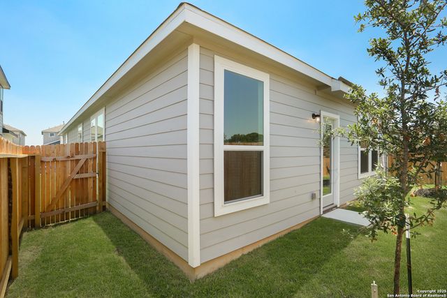 7815 Canyon Cove, Converse, TX 78244