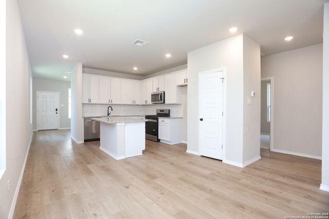 7815 Canyon Cove, Converse, TX 78244