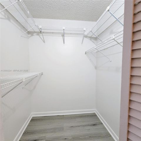 18151 NE 31st Court 805, Aventura, FL 33160
