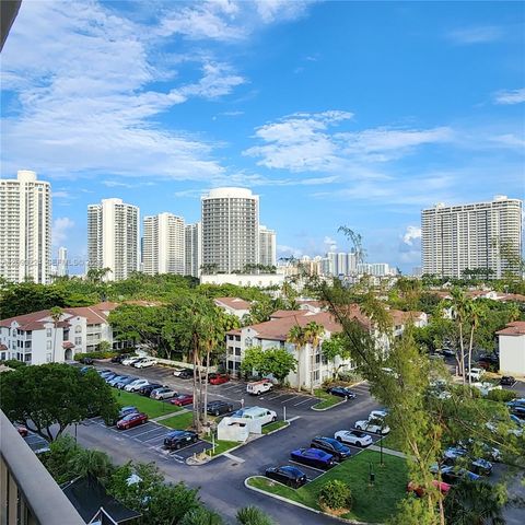 18151 NE 31st Court 805, Aventura, FL 33160