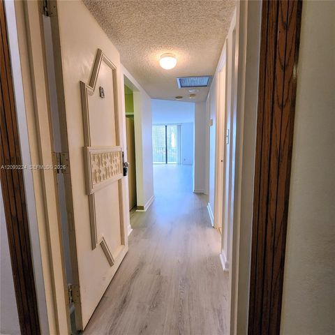 18151 NE 31st Court 805, Aventura, FL 33160
