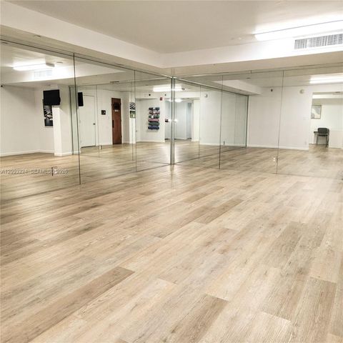 18151 NE 31st Court 805, Aventura, FL 33160