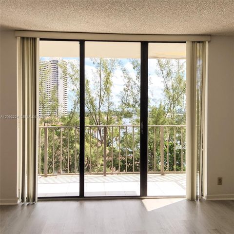 18151 NE 31st Court 805, Aventura, FL 33160