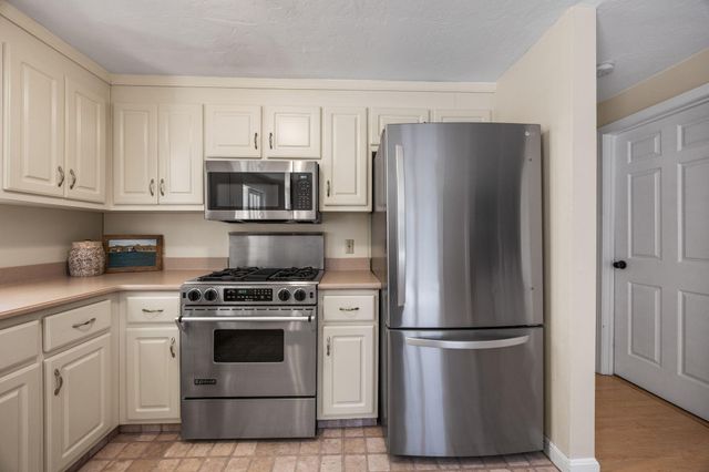 171 Weir Road, Yarmouth Port, MA 02675