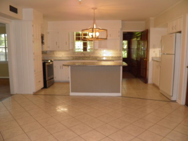 212 Priscilla Drive, Fort Walton Beach, FL 32547