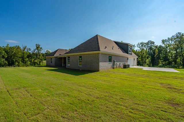 141 Shepherd Loop Drive, Arkadelphia, AR 71923