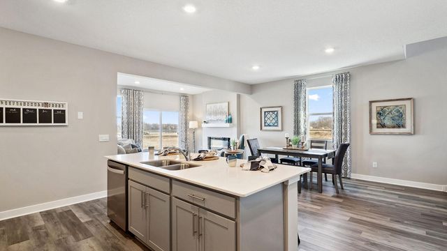 17046 Draper Way, Lakeville, MN 55044