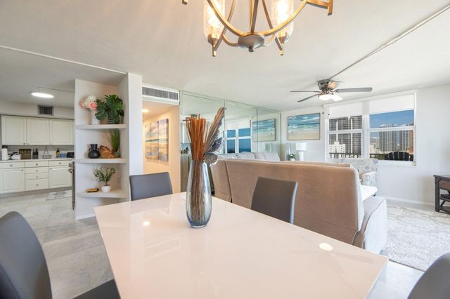 1 Las Olas Circle 1117, Fort Lauderdale, FL 33316