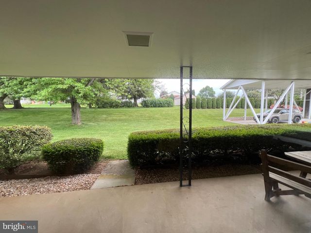 540 LYMAN AVE, Womelsdorf, PA 19567