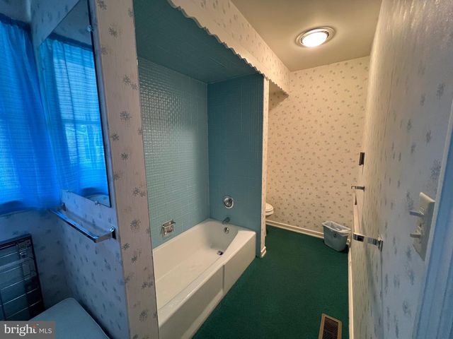 540 LYMAN AVE, Womelsdorf, PA 19567