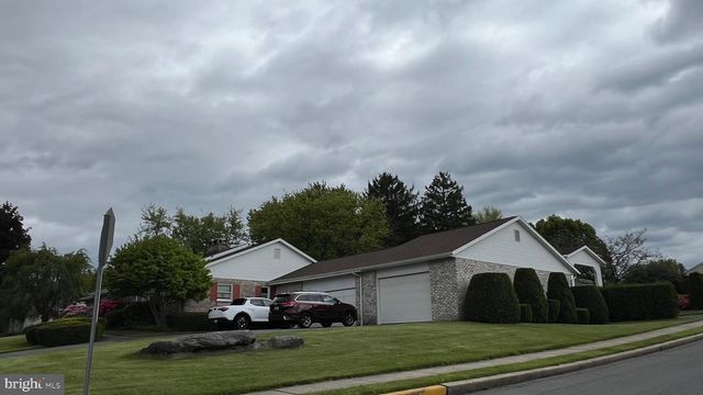 540 LYMAN AVE, Womelsdorf, PA 19567