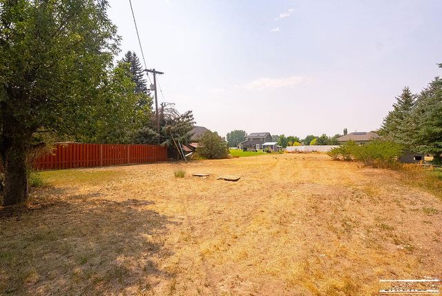 3763 N Olsen Street, Iona, ID 83427