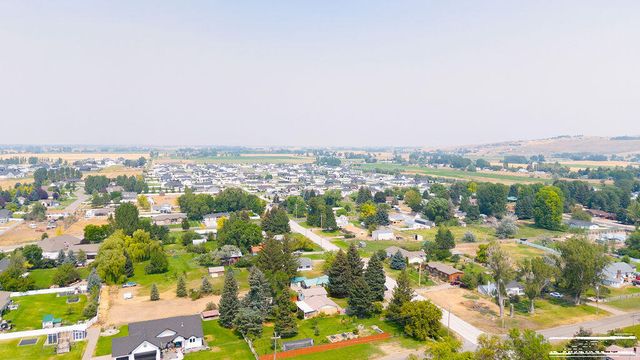 3763 N Olsen Street, Iona, ID 83427