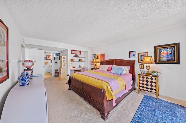 4000 Towerside Ter 1210, Miami, FL 33138