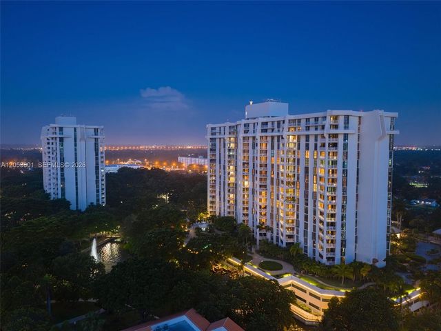 4000 Towerside Ter 1210, Miami, FL 33138