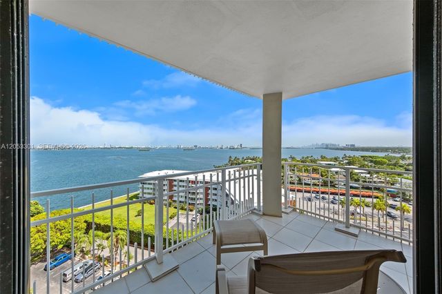 4000 Towerside Ter 1210, Miami, FL 33138