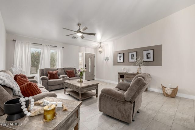 3929 N DEAD WOOD Drive, Casa Grande, AZ 85122