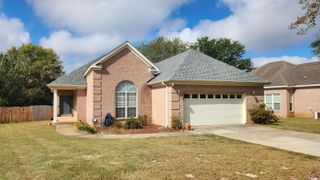220 Carrington Lane, Centerville, GA 31028