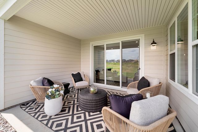 10591 Mississippi Dunes Trail S, Cottage Grove, MN 55016