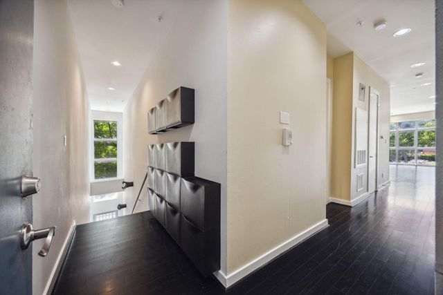 207 Pierce Street 205, Houston, TX 77002