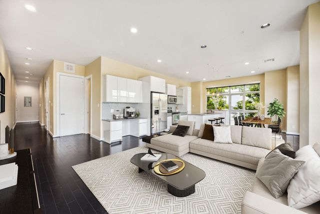 207 Pierce Street 205, Houston, TX 77002