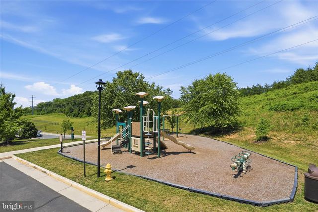 17130 GIBSON MILL RD, Dumfries, VA 22026