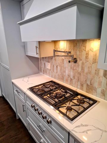 9901 BELHAVEN RD, Bethesda, MD 20817