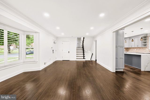 9901 BELHAVEN RD, Bethesda, MD 20817