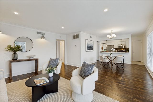 5919 E University Boulevard 236, Dallas, TX 75206