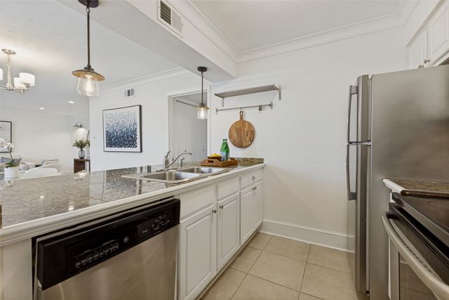 5919 E University Boulevard 236, Dallas, TX 75206