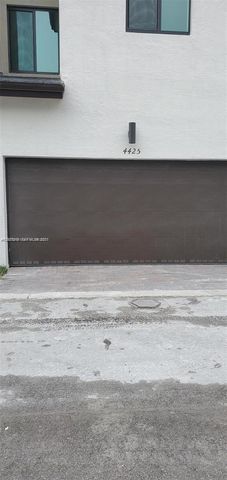 4425 NW 83rd Pkwy 4425, Doral, FL 33166