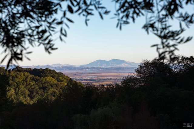 18730 Canyon Rd, Sonoma, CA 95476