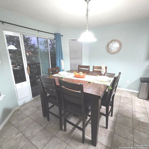 10015 Del Lago, San Antonio, TX 78245